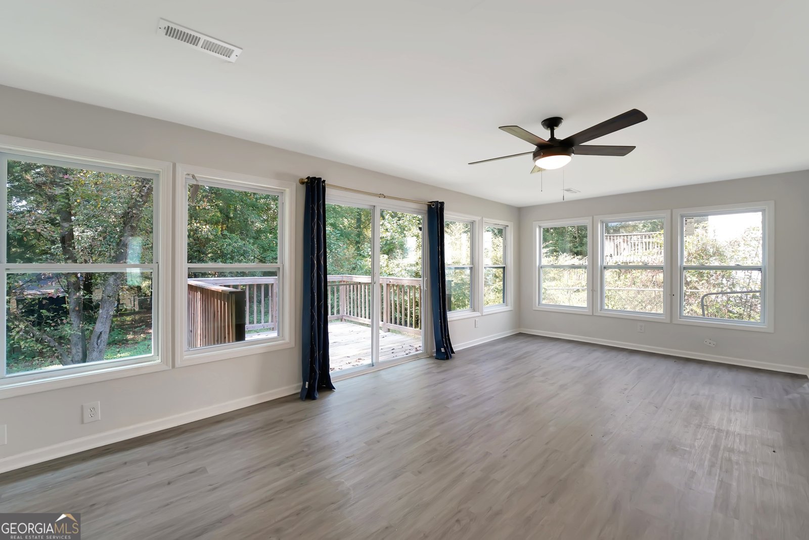 107 Woodridge Drive Stockbridge - Photo 10