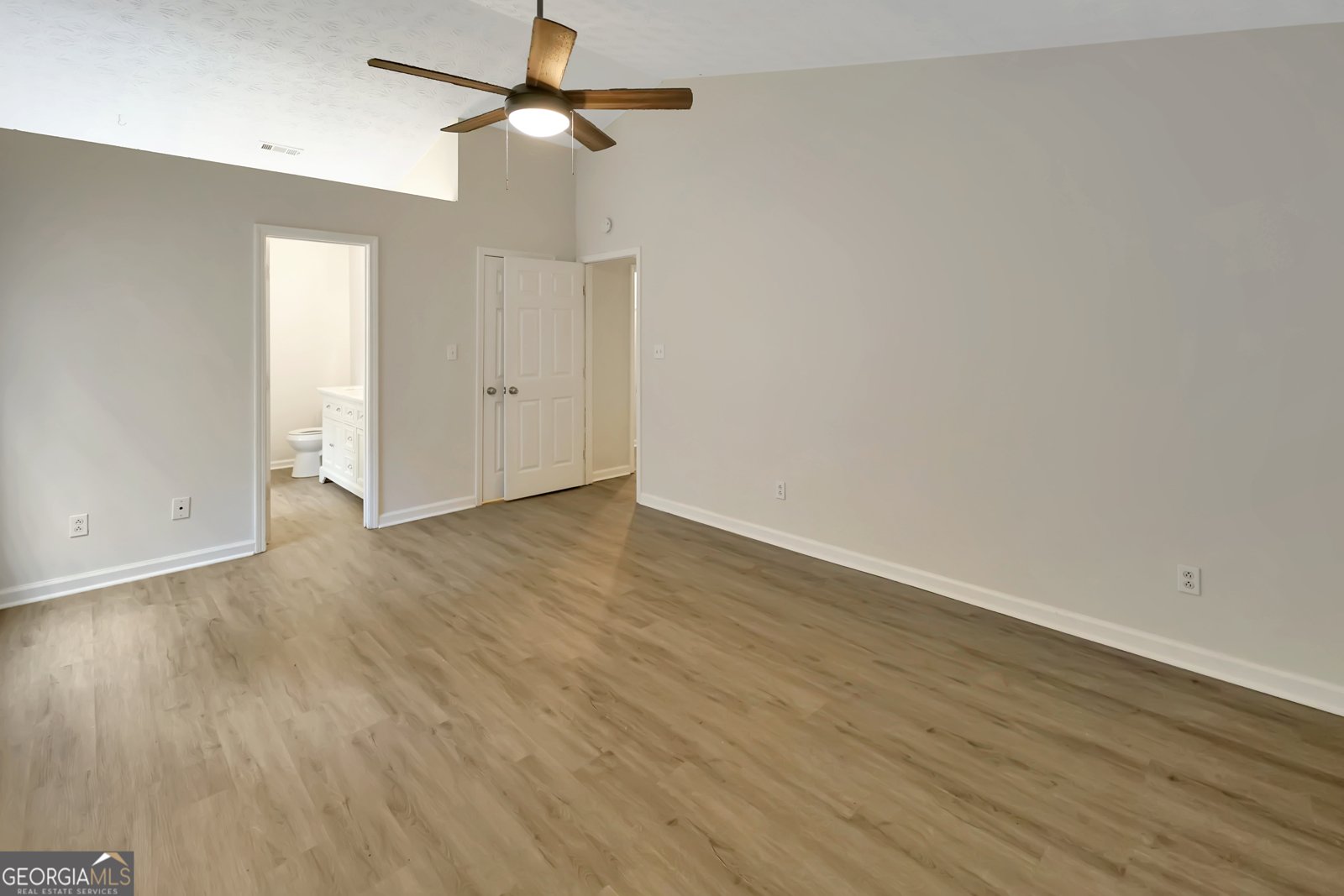 107 Woodridge Drive Stockbridge - Photo 13