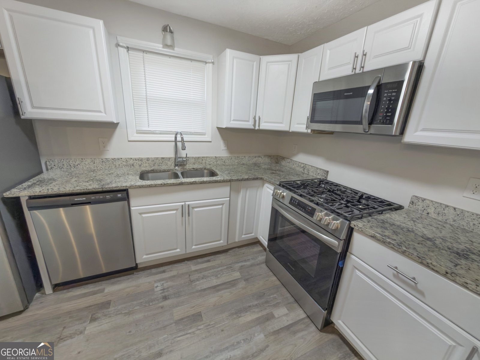 675 Lakeridge Drive Conyers - Photo 7