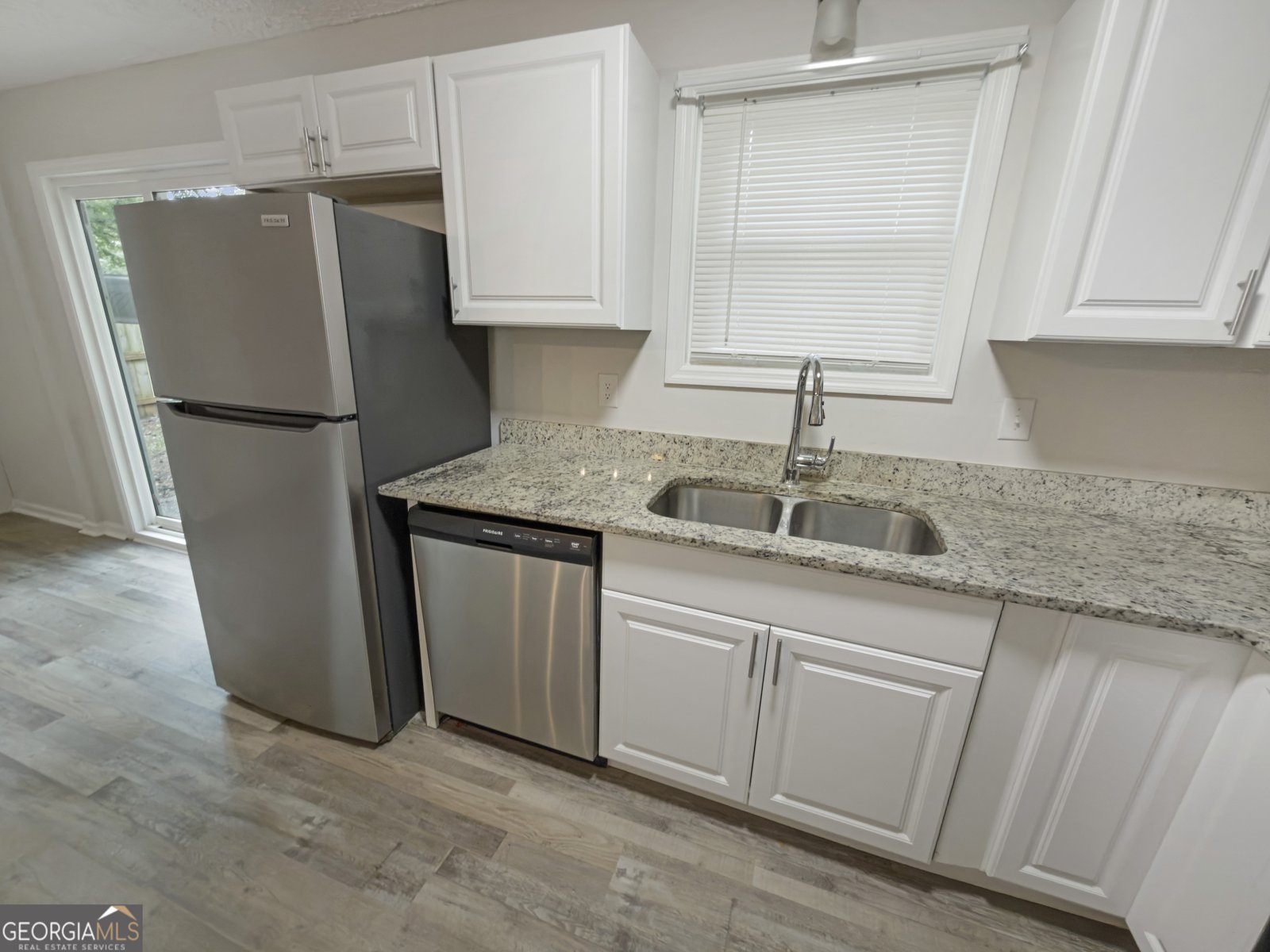 675 Lakeridge Drive Conyers - Photo 9