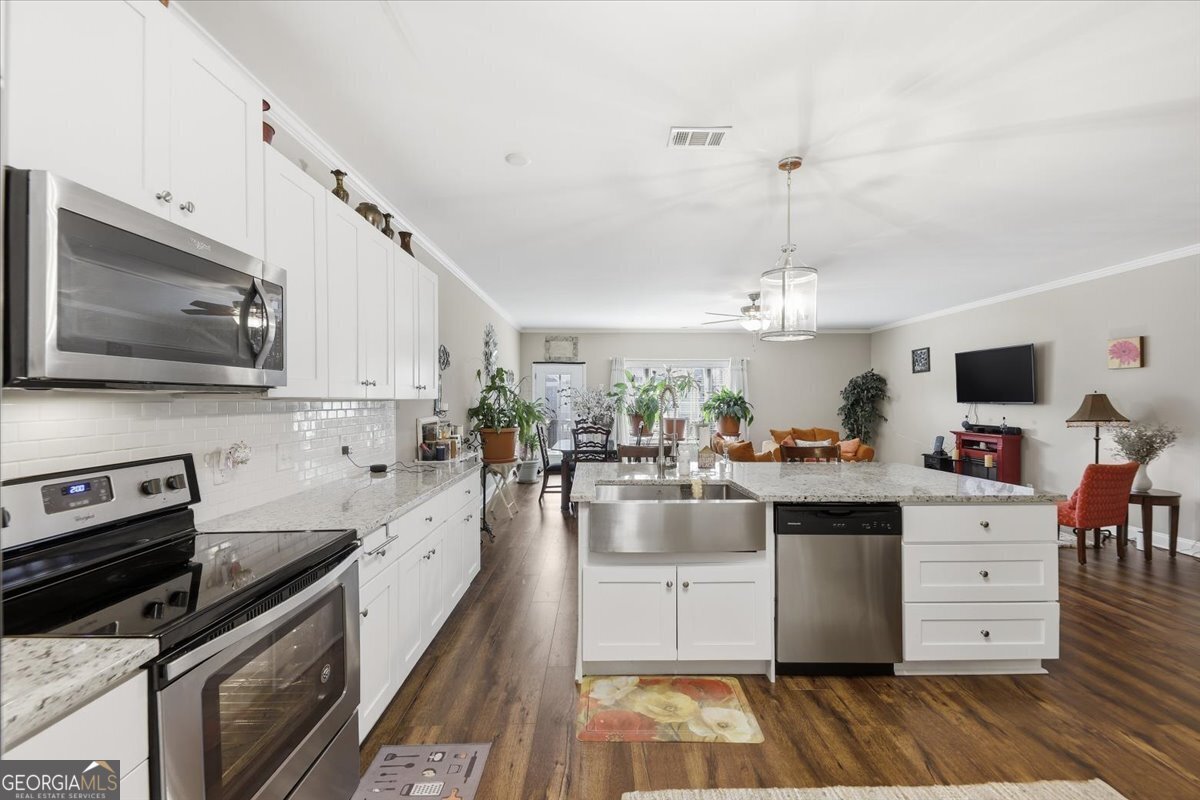 301 Jackson Place Lilburn - Photo 12