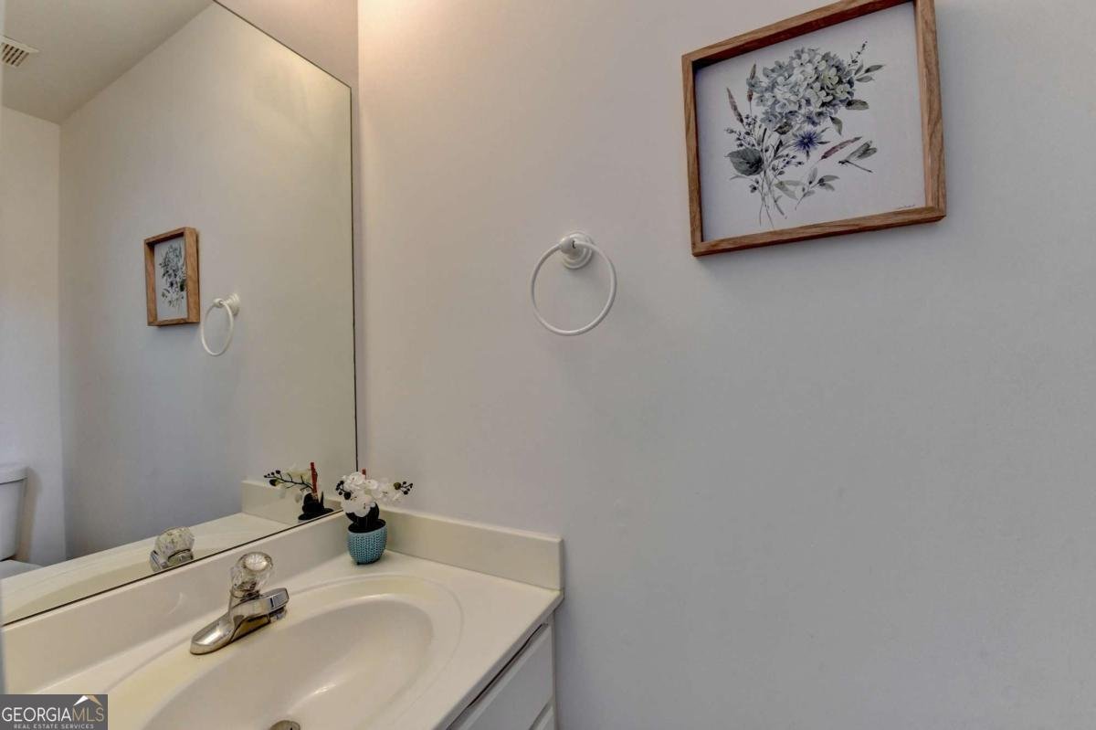5690 Martin Grove Drive Lilburn - Photo 11