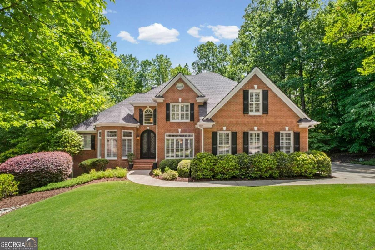 152 Grandmar Chase Canton - main photo
