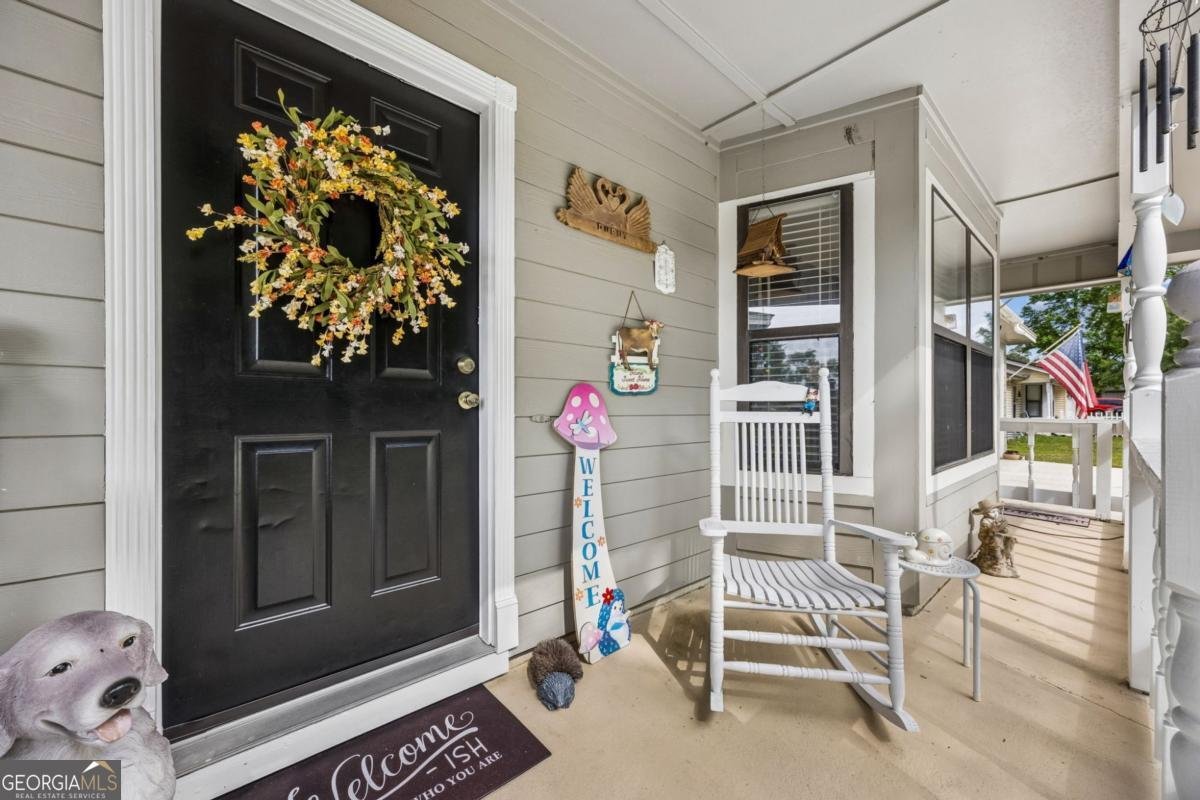 204 Woodvalley Drive Kingsland - Photo 6