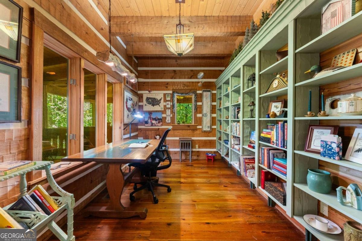 1131 Lee Circle Statham - Photo 18