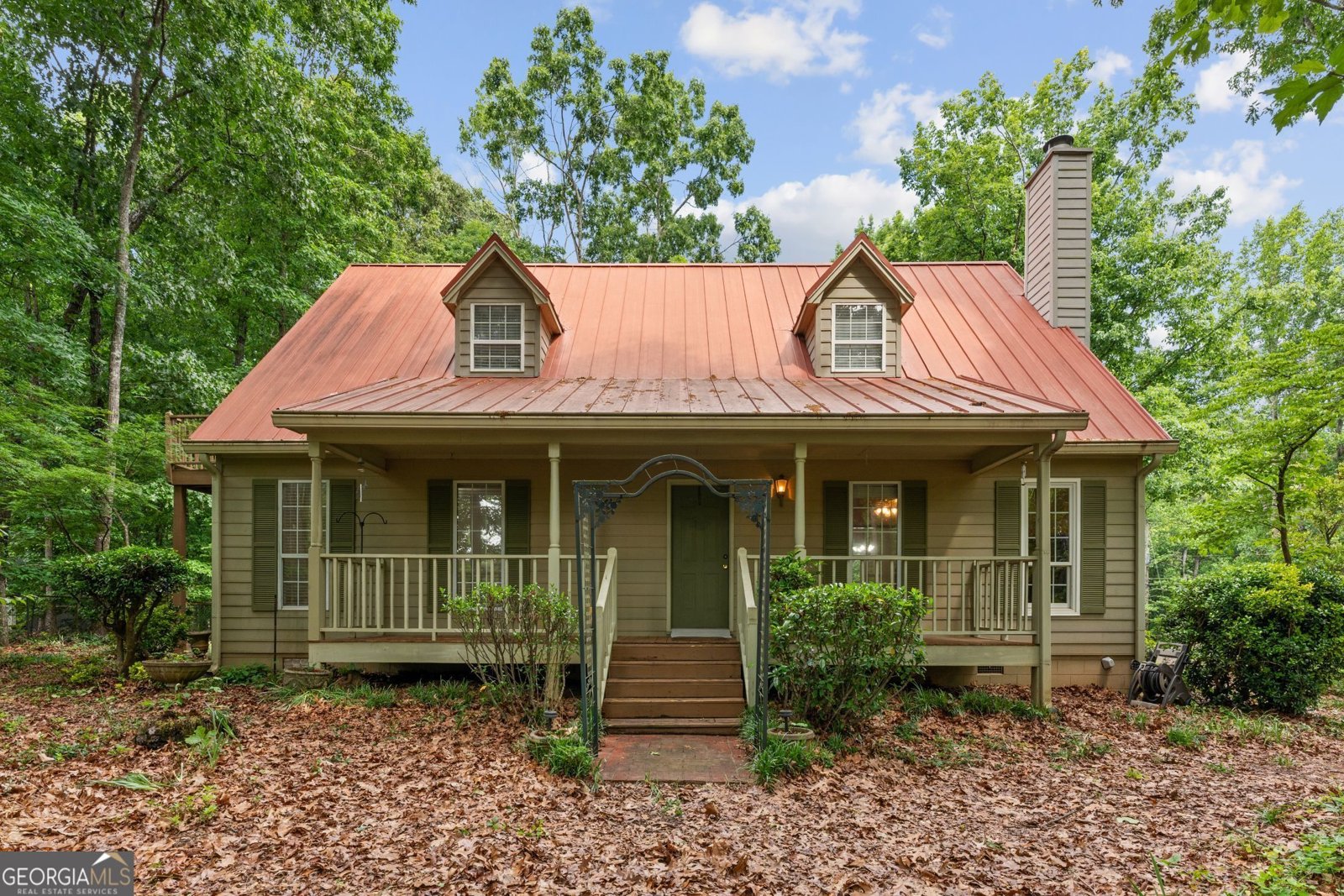 2498 Forestdale Drive Dacula - main photo