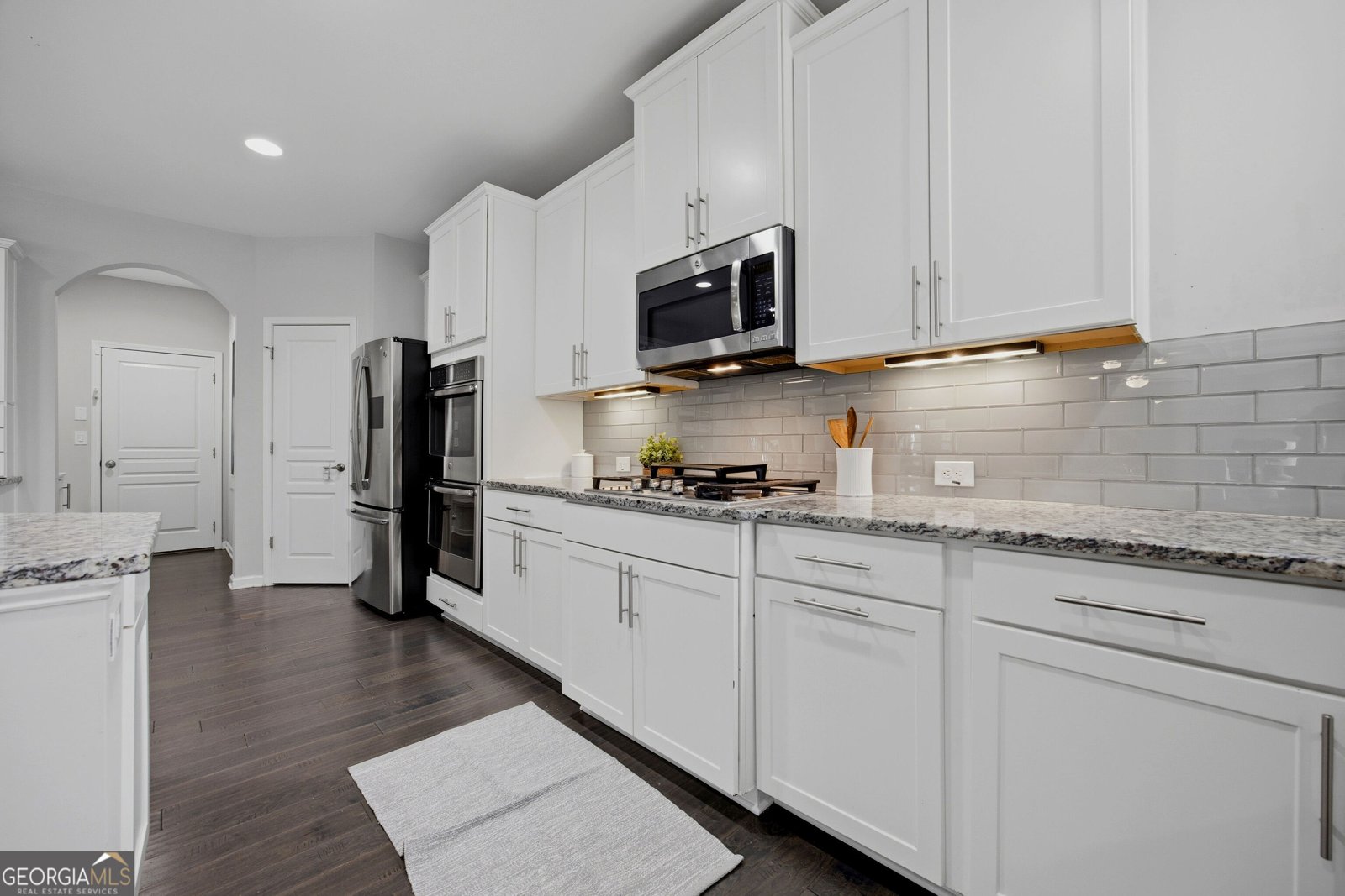 5599 Rapallo Terrace Sugar Hill - Photo 16