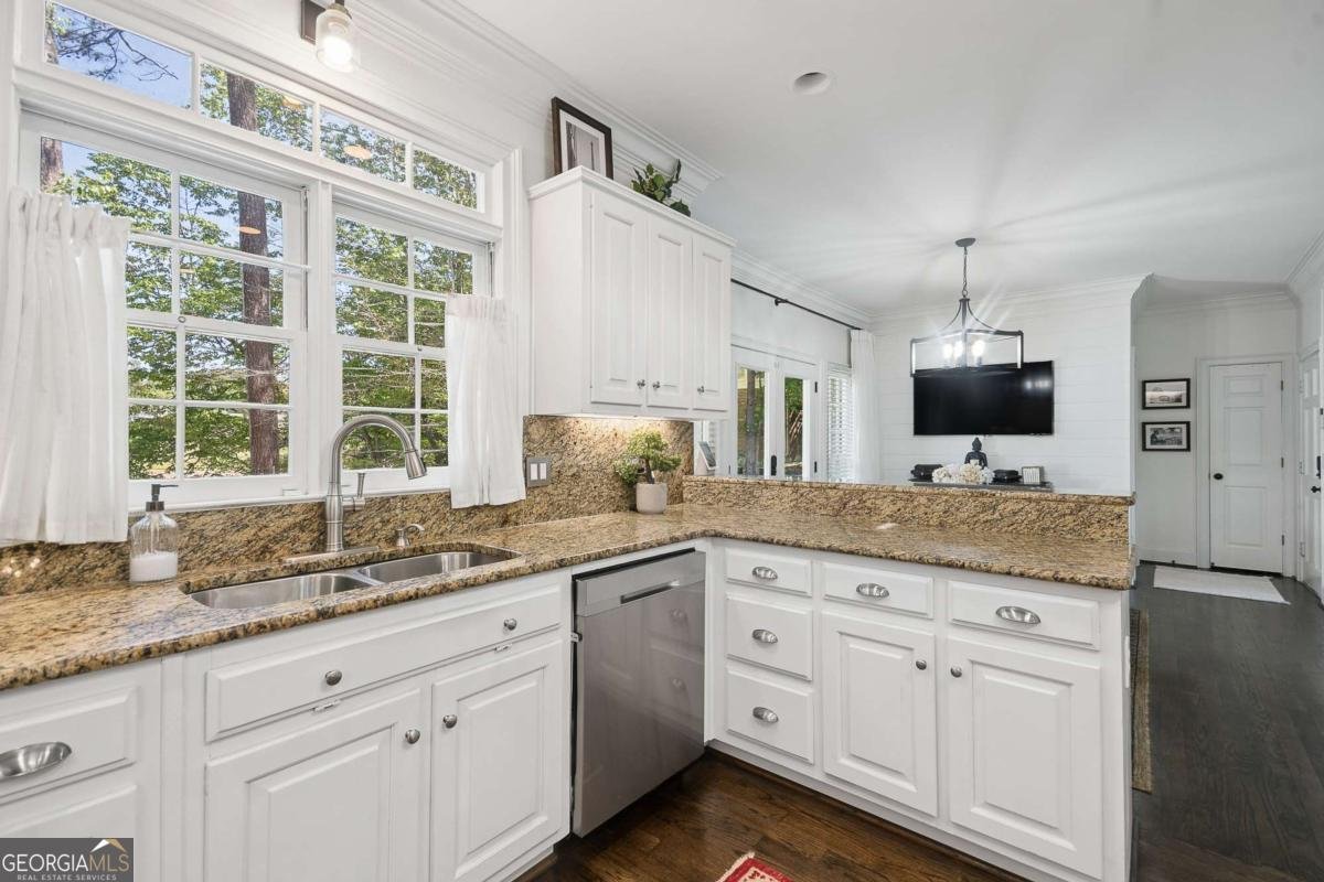 185 Chickering Lake Drive Roswell - Photo 22