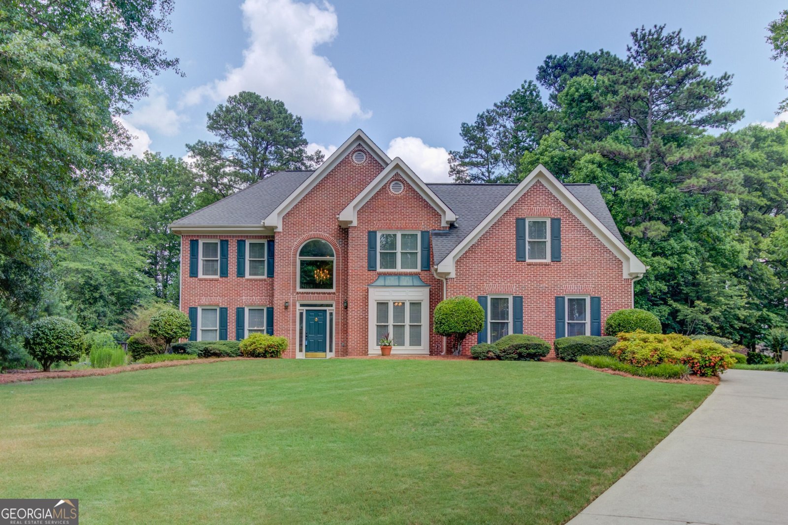 1721 Crowes Lake Court Lawrenceville - main photo