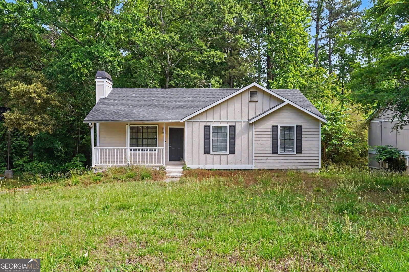 6092 Leverett Drive Lithonia - main photo