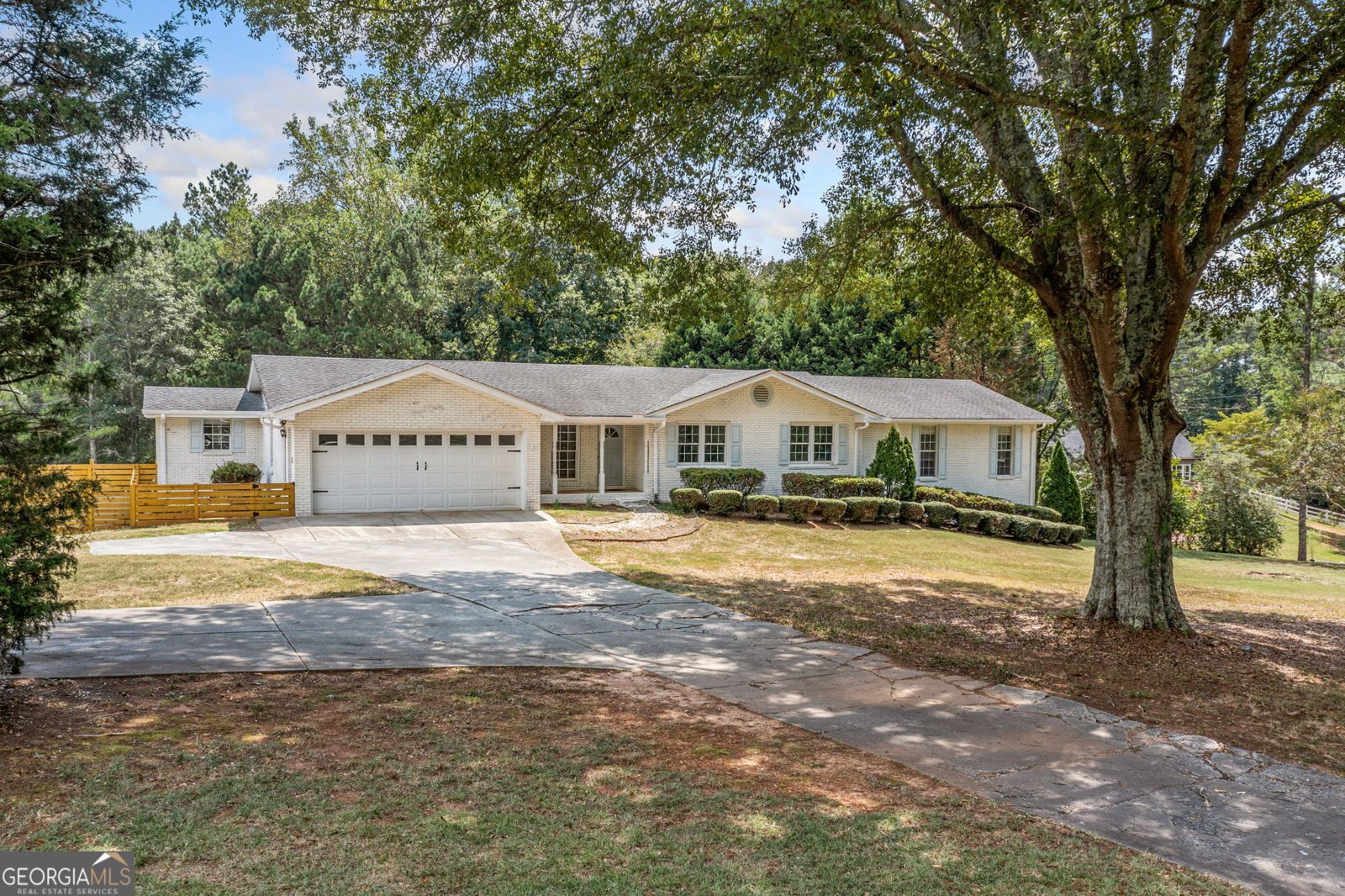 2465 Bethany Bend Alpharetta - main photo