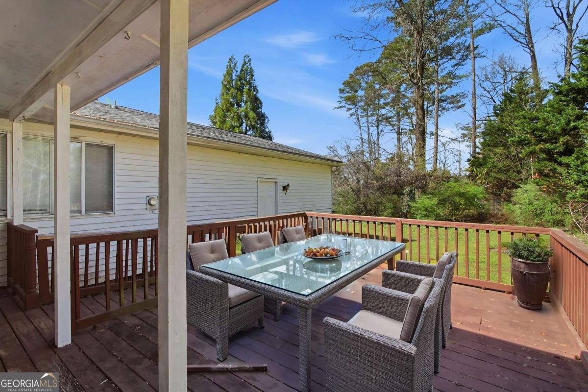 860 Regency Court Lawrenceville - Photo 8