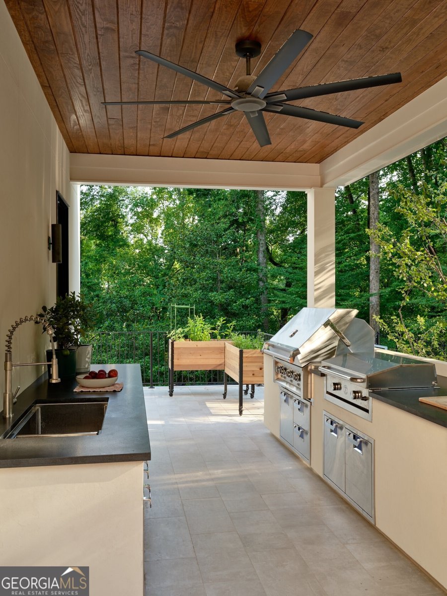 4534 Mystic Drive Sandy Springs - Photo 33
