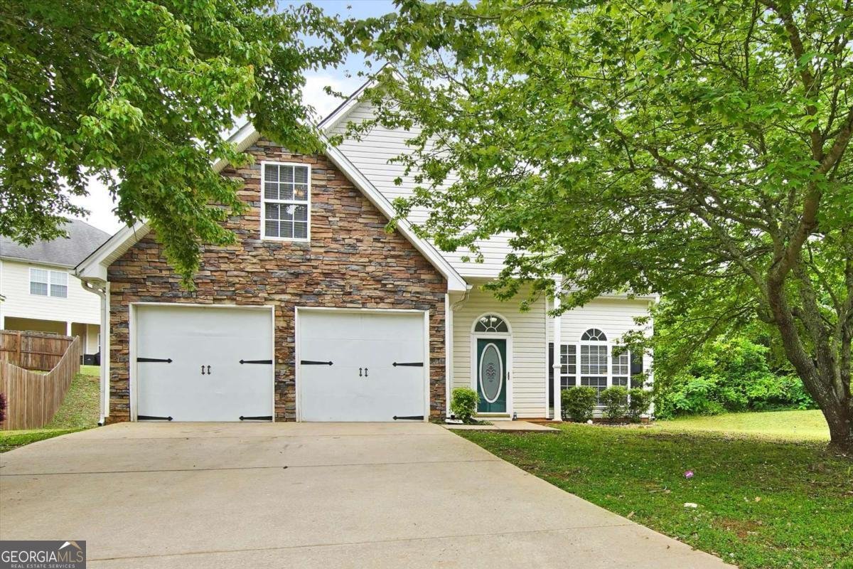 836 Freedom Walk Locust Grove - main photo