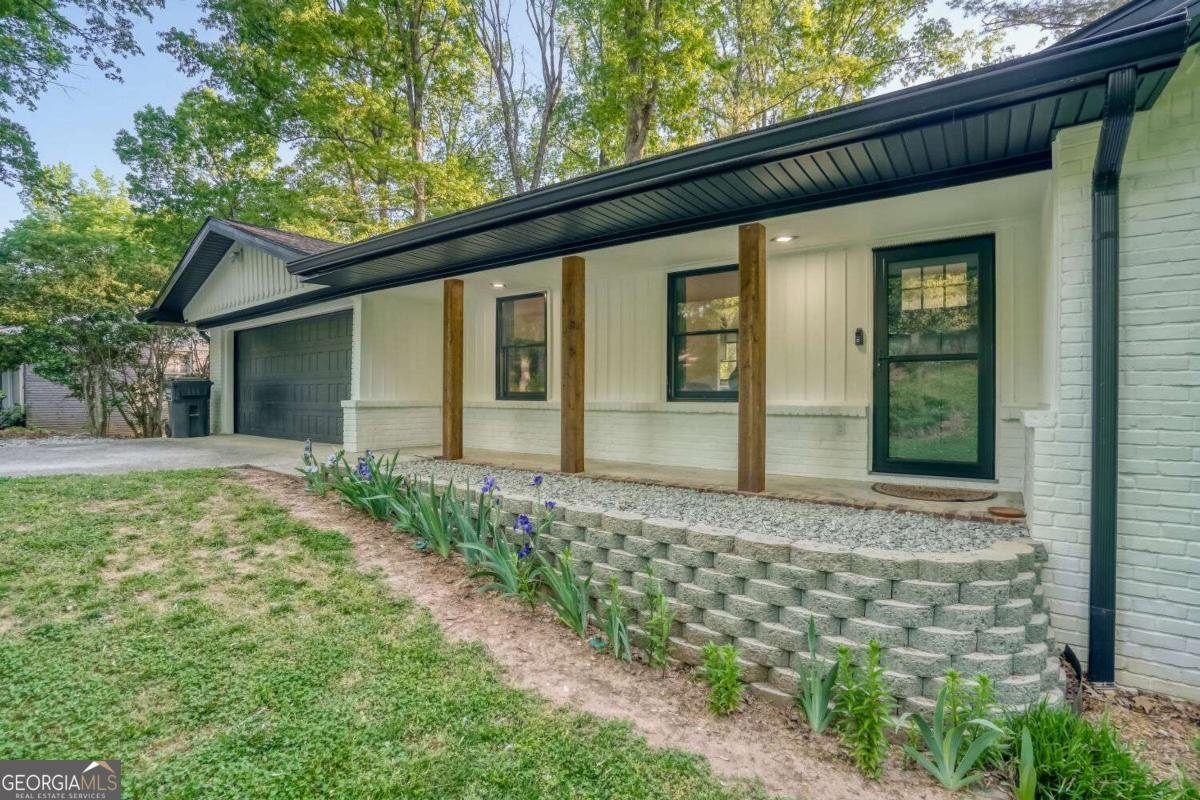 1832 Lake Lucerne Drive Lilburn - Photo 24