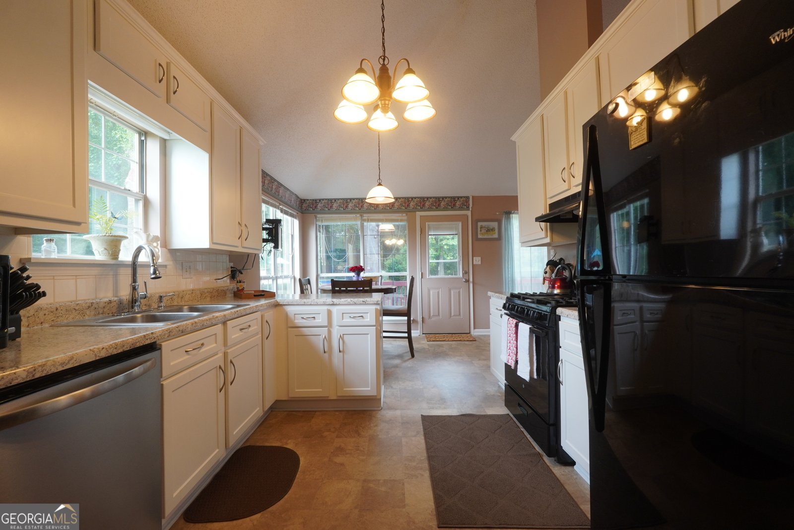 164 Lakepointe Court Stockbridge - Photo 19