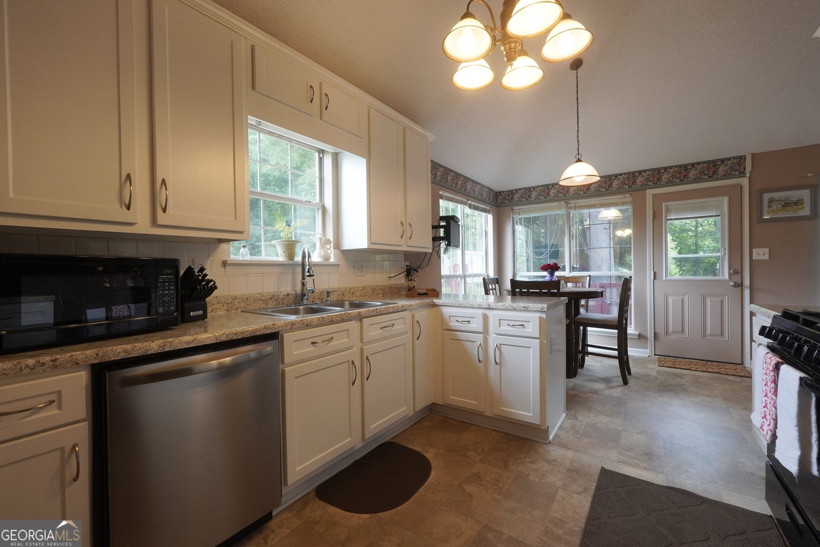 164 Lakepointe Court Stockbridge - Photo 20