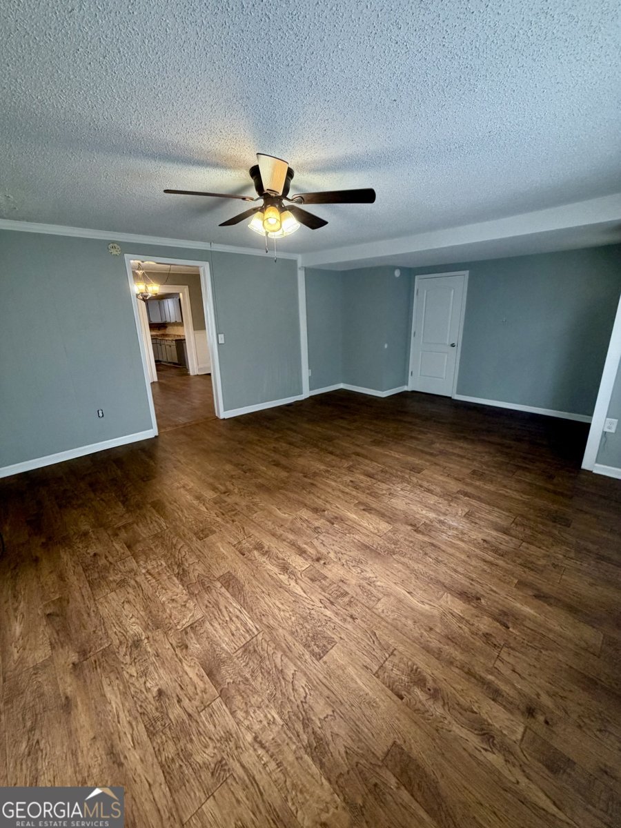666 Woolfolk Street Macon - Photo 10