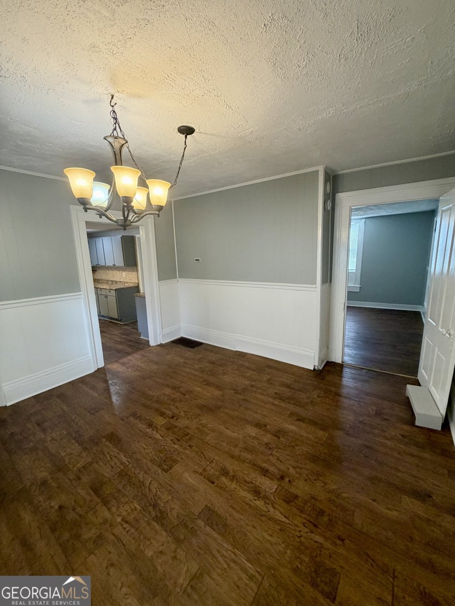666 Woolfolk Street Macon - Photo 16