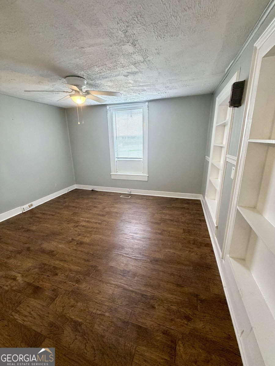 666 Woolfolk Street Macon - Photo 17
