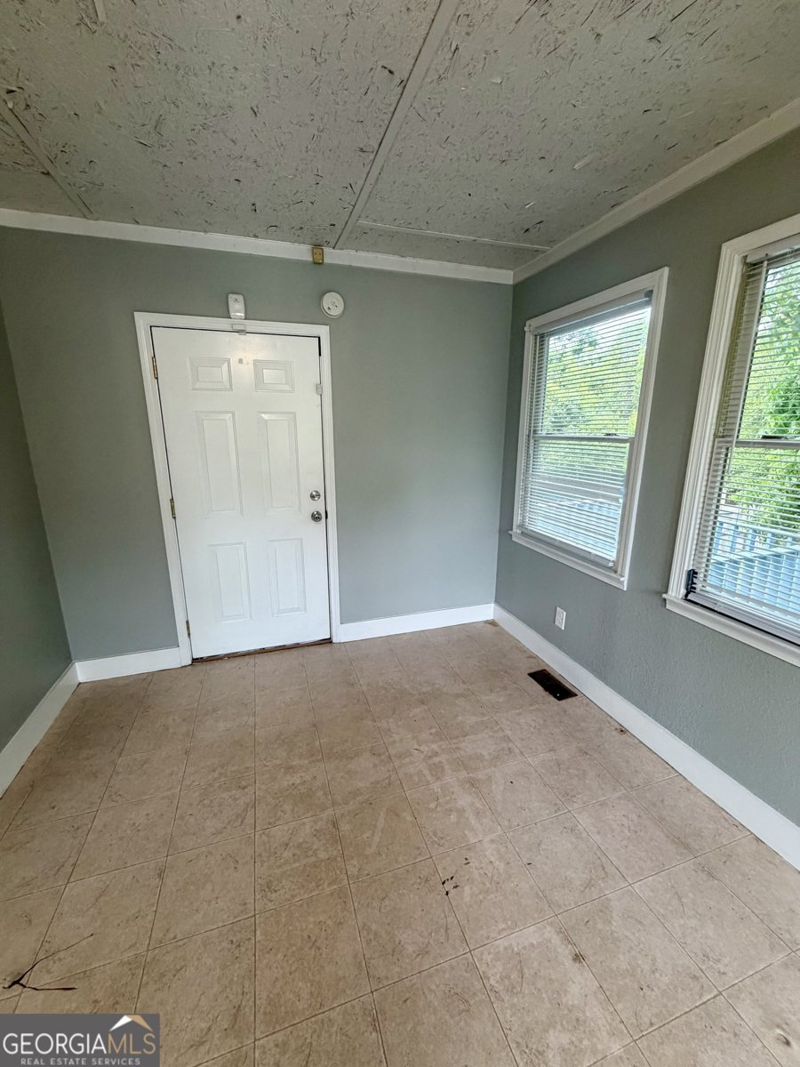666 Woolfolk Street Macon - Photo 47