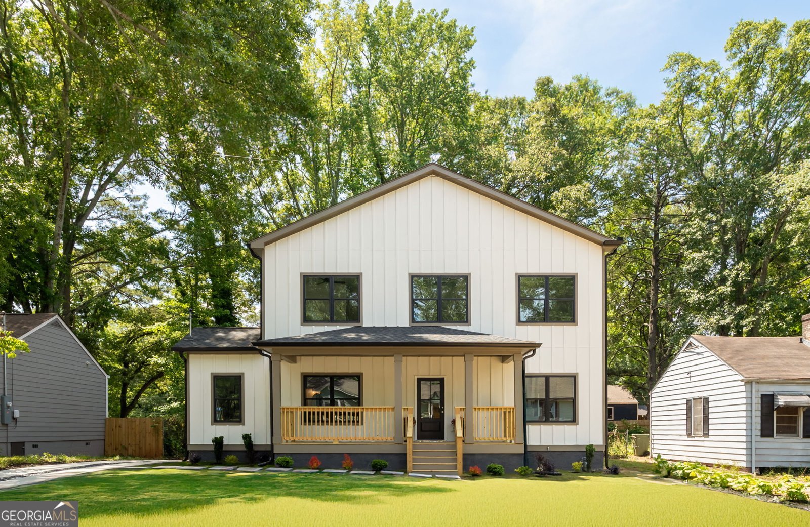1432 BLUEFIELD Drive Atlanta - main photo