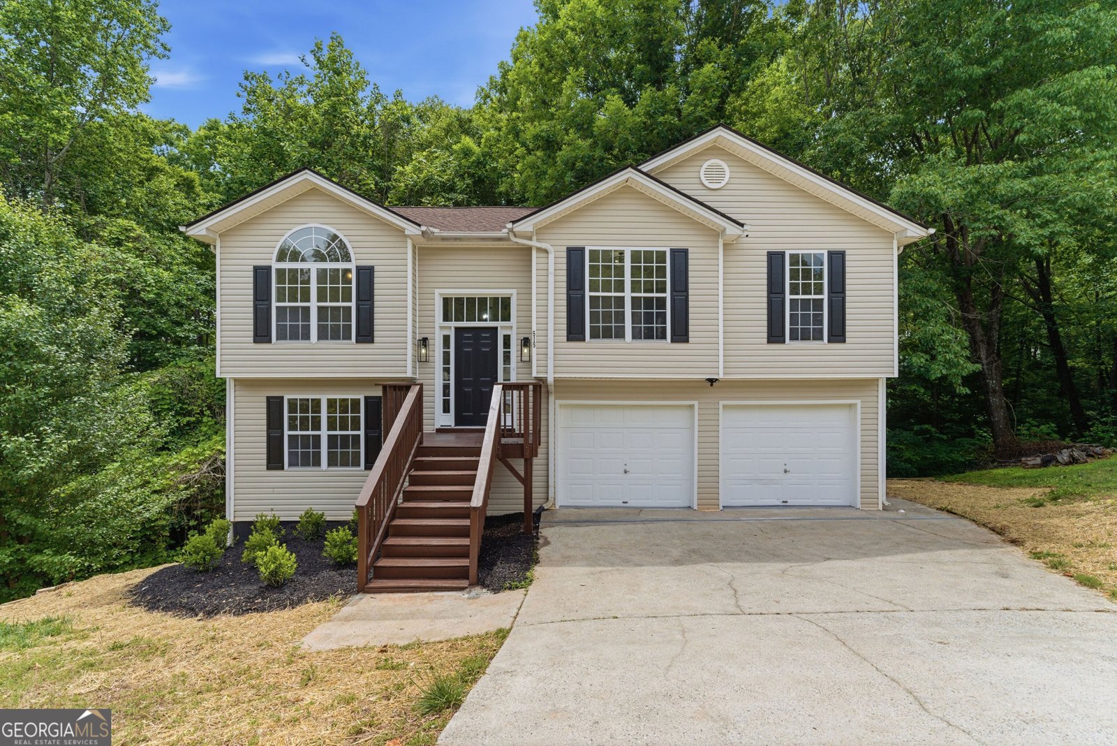515 Ashland Manor Drive Lawrenceville - main photo