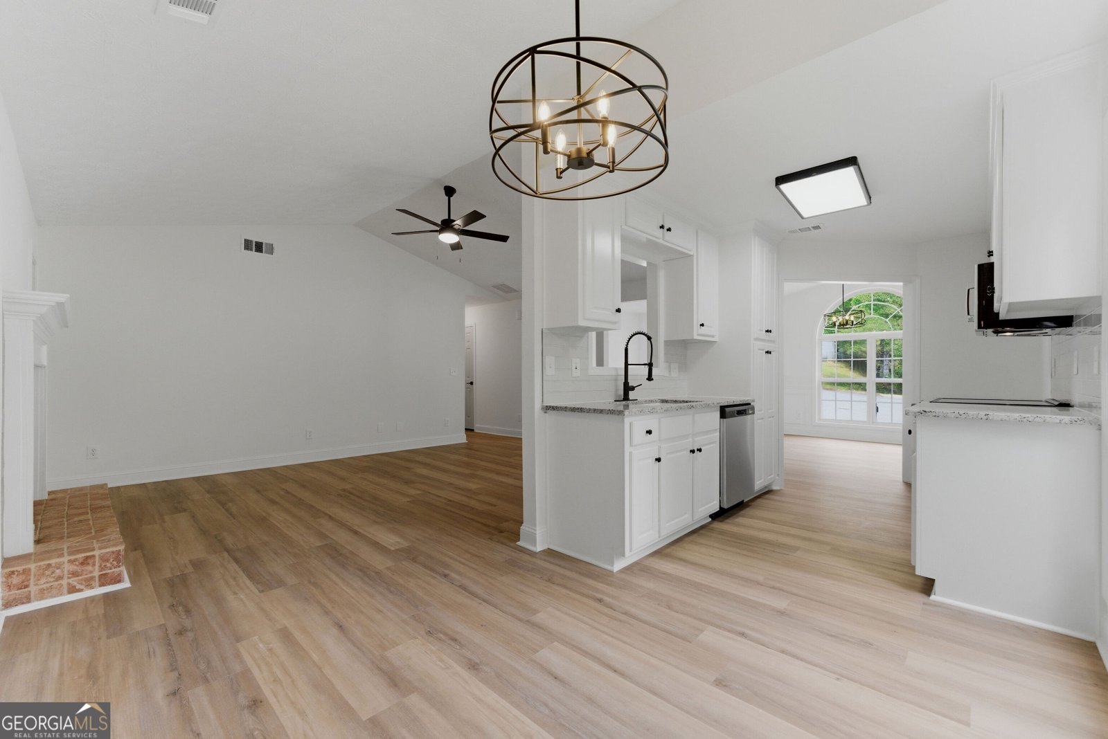 515 Ashland Manor Drive Lawrenceville - Photo 9