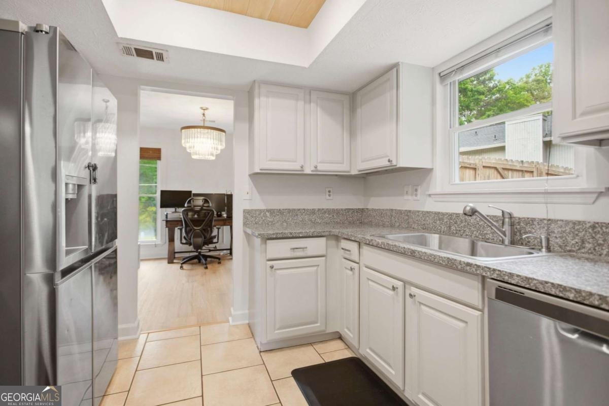 2543 Landington Way Duluth - Photo 11