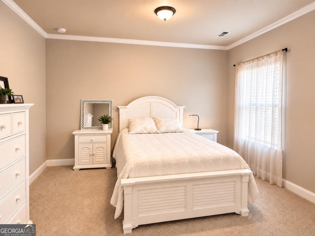 543 Calgary Downs Drive Winder - Photo 8