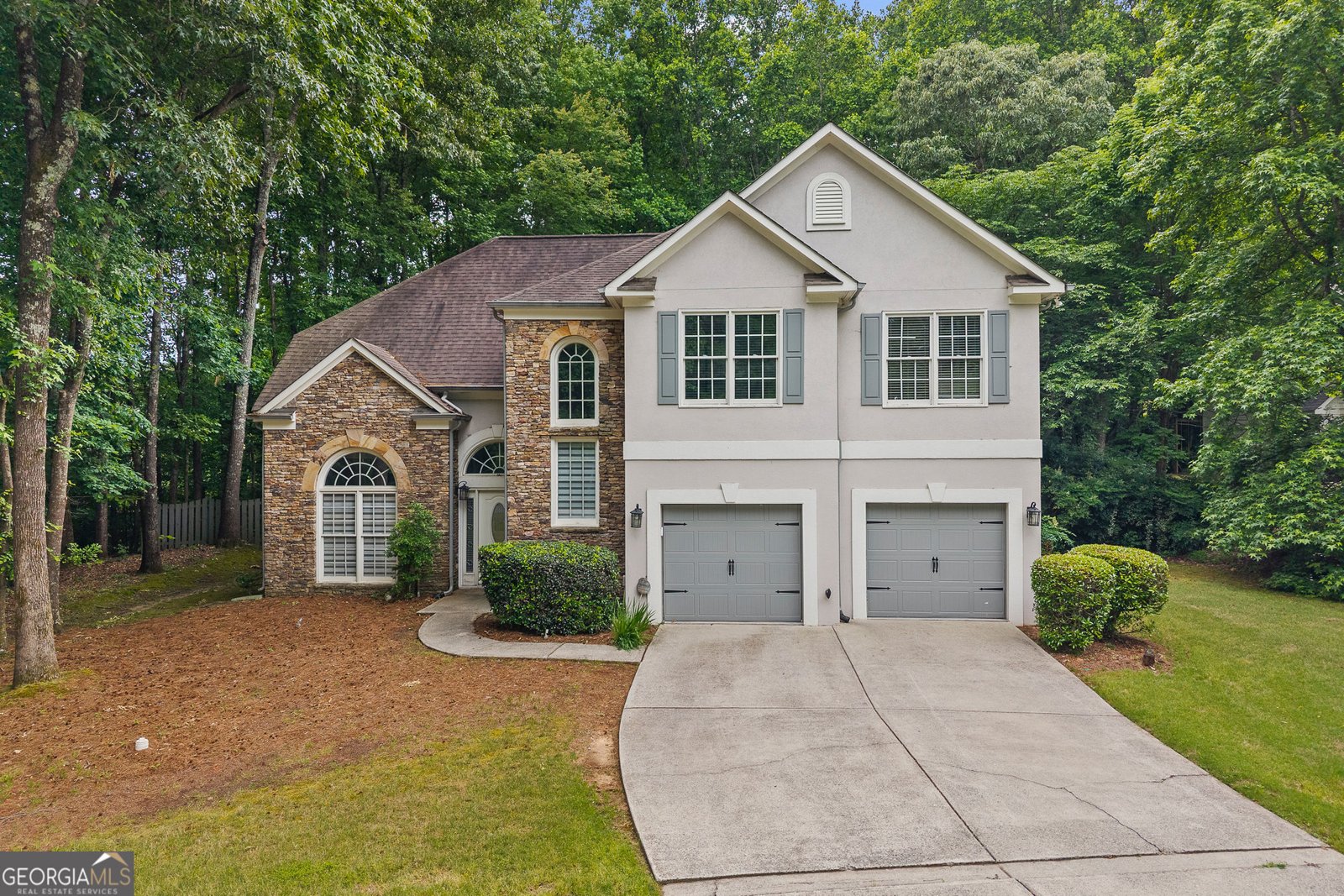 6535 Fairfield Trace Suwanee - main photo