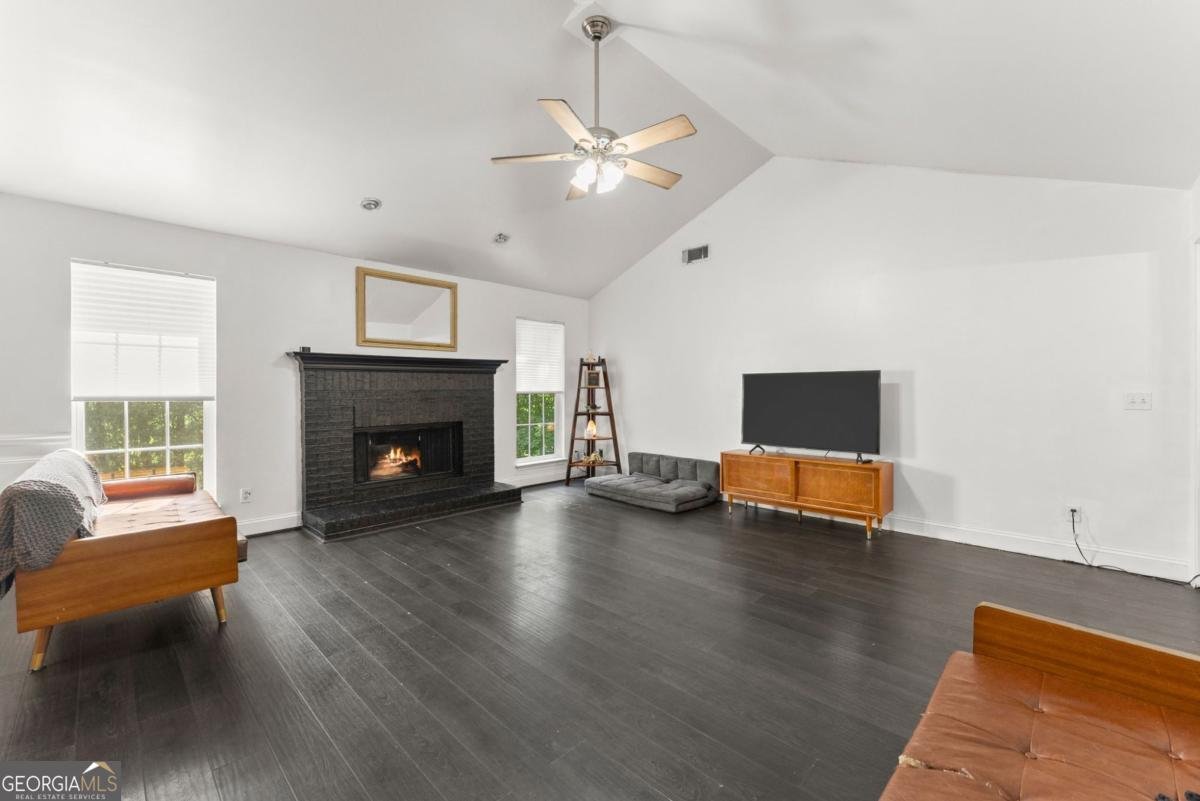 413 Rolling Meadows Drive Cleveland - Photo 10