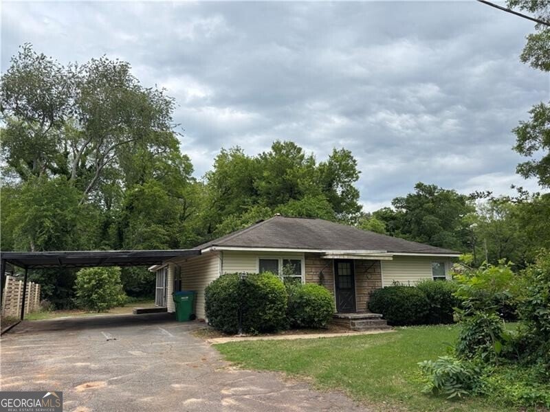 5679 Perk Street Austell - main photo