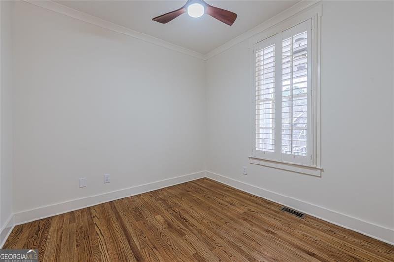 247 Fowler Street Woodstock - Photo 11