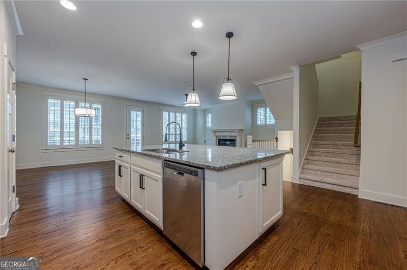 247 Fowler Street Woodstock - Photo 18