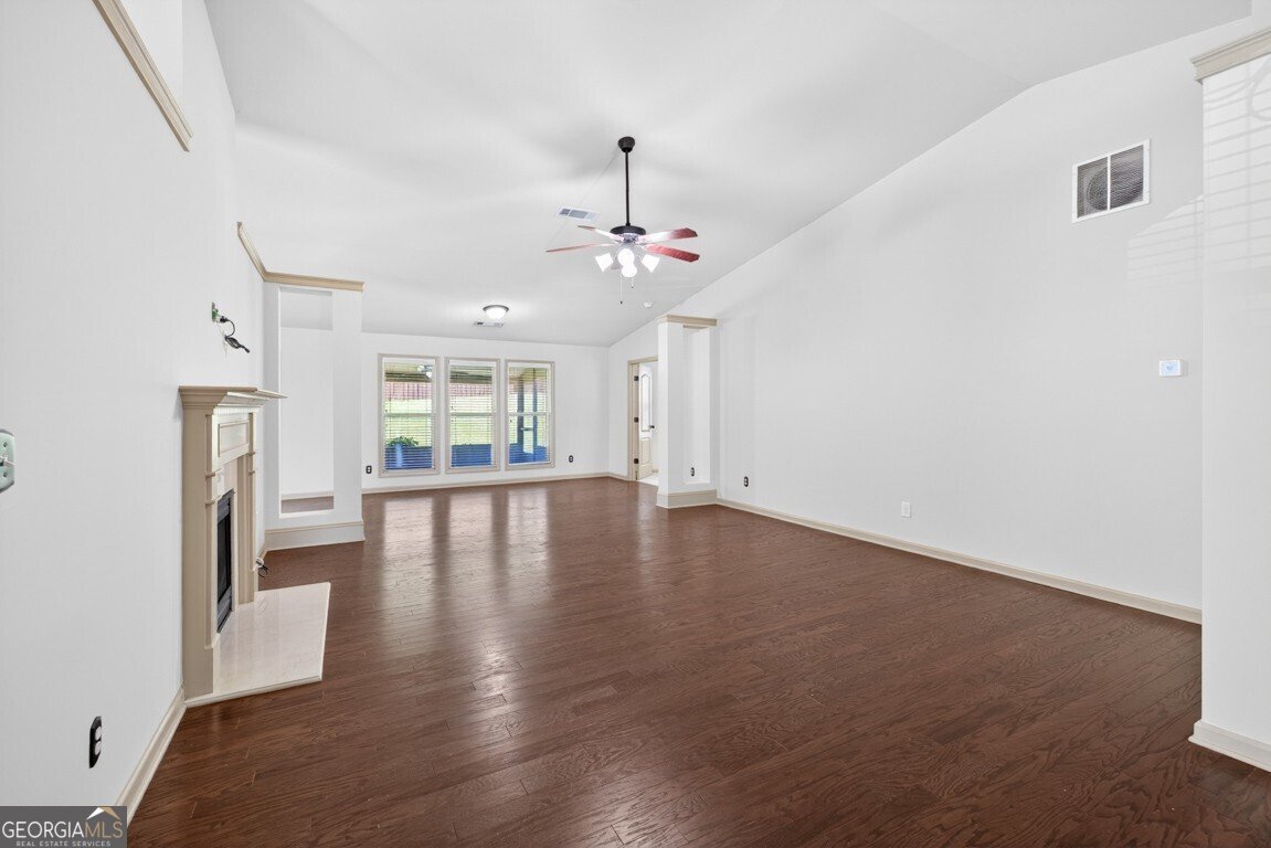 3148 Sag Harbor Court Buford - Photo 10