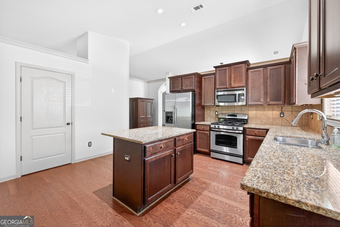3148 Sag Harbor Court Buford - Photo 18