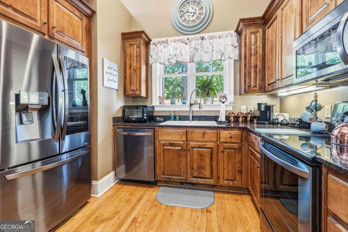 1080 Emerald View Drive Greensboro - Photo 10