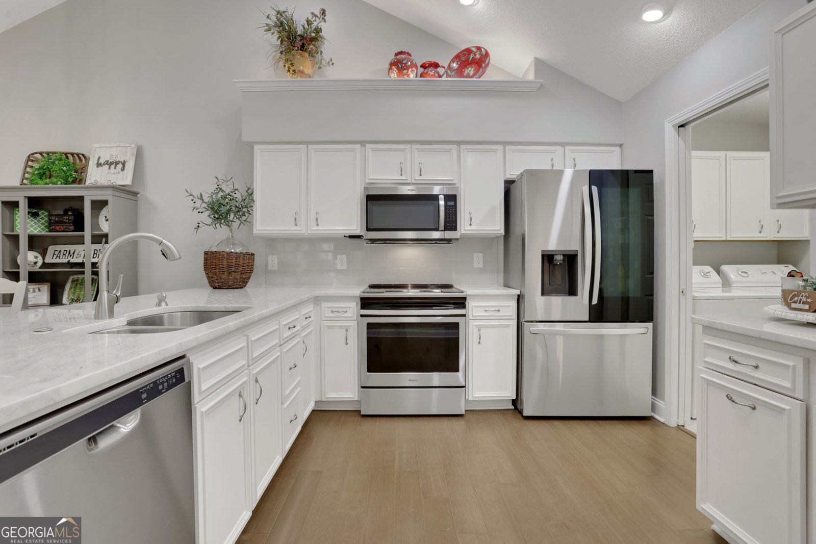 6105 Malloway Court Cumming - Photo 13