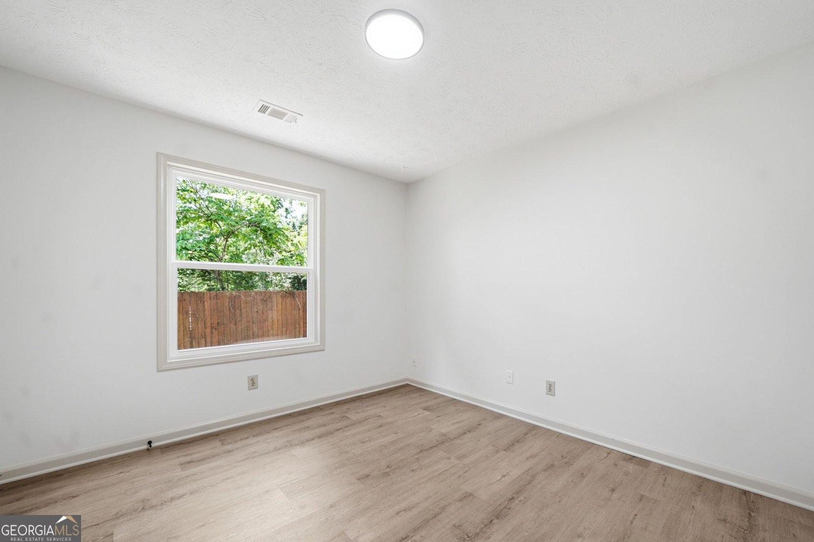 142 River Oaks Drive Woodstock - Photo 28
