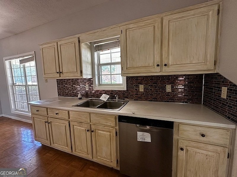 438 Brookstone Drive Lagrange - Photo 7