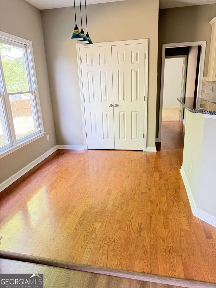 1064 Spanish Moss Court Lawrenceville - Photo 7
