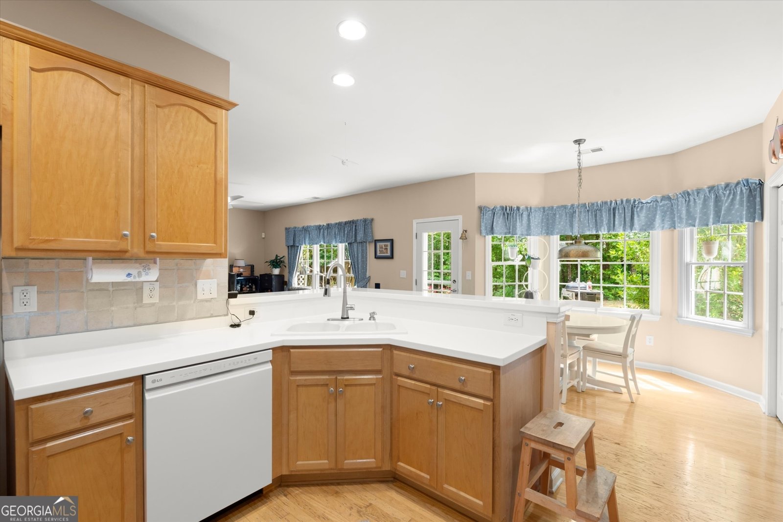 2041 Double Creek Drive Powder Springs - Photo 8