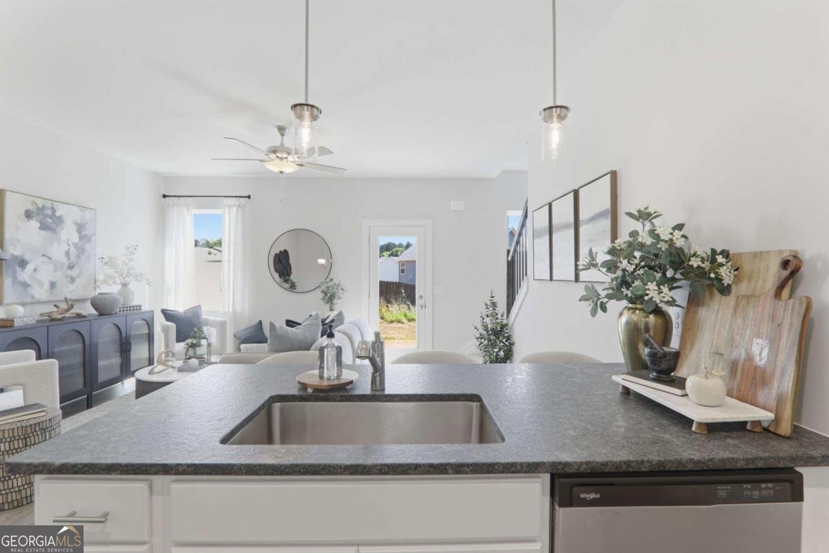 153 Chastain Drive Cartersville - Photo 8