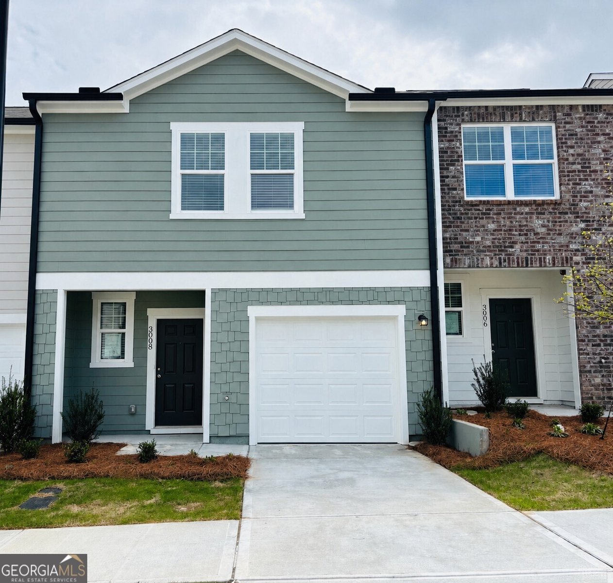 3008 Osier Circle Douglasville - main photo