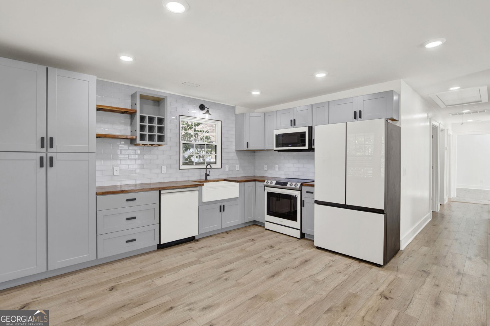 920 51st Street Savannah - Photo 19