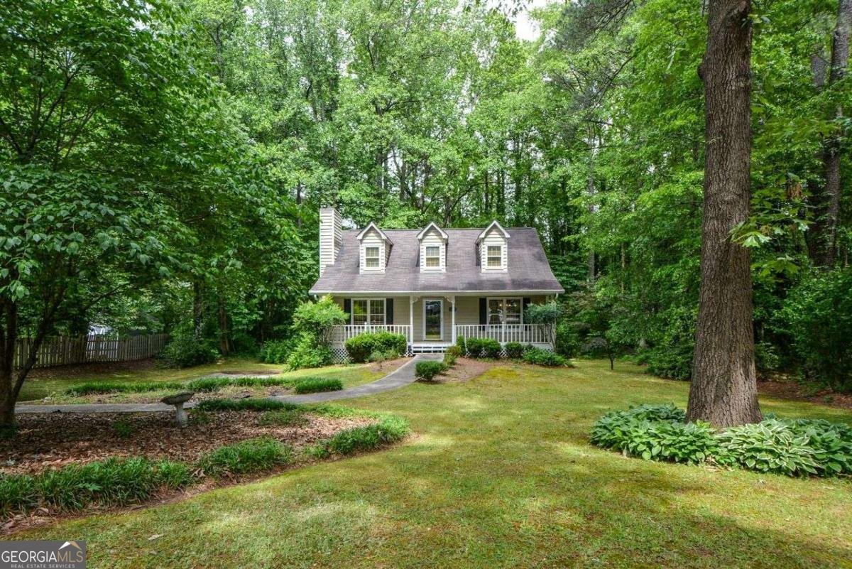 1448 Ironwood Court Grayson - main photo