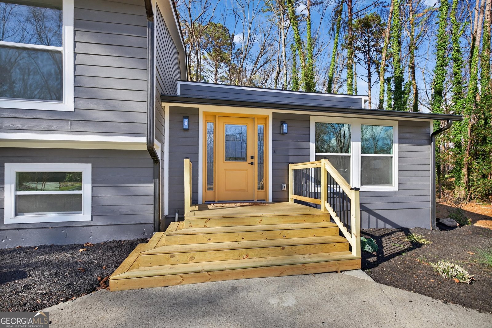 13 Perthshire Drive Peachtree City - main photo