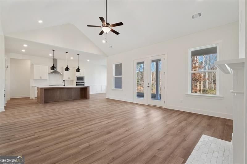 8340 Creekside Overlook Drive Gainesville - Photo 11