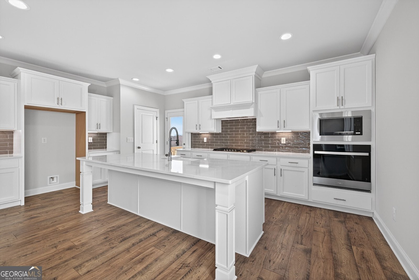 5550 Spring Street Flowery Branch - Photo 10